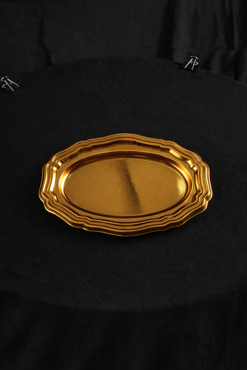 gold ovel tray